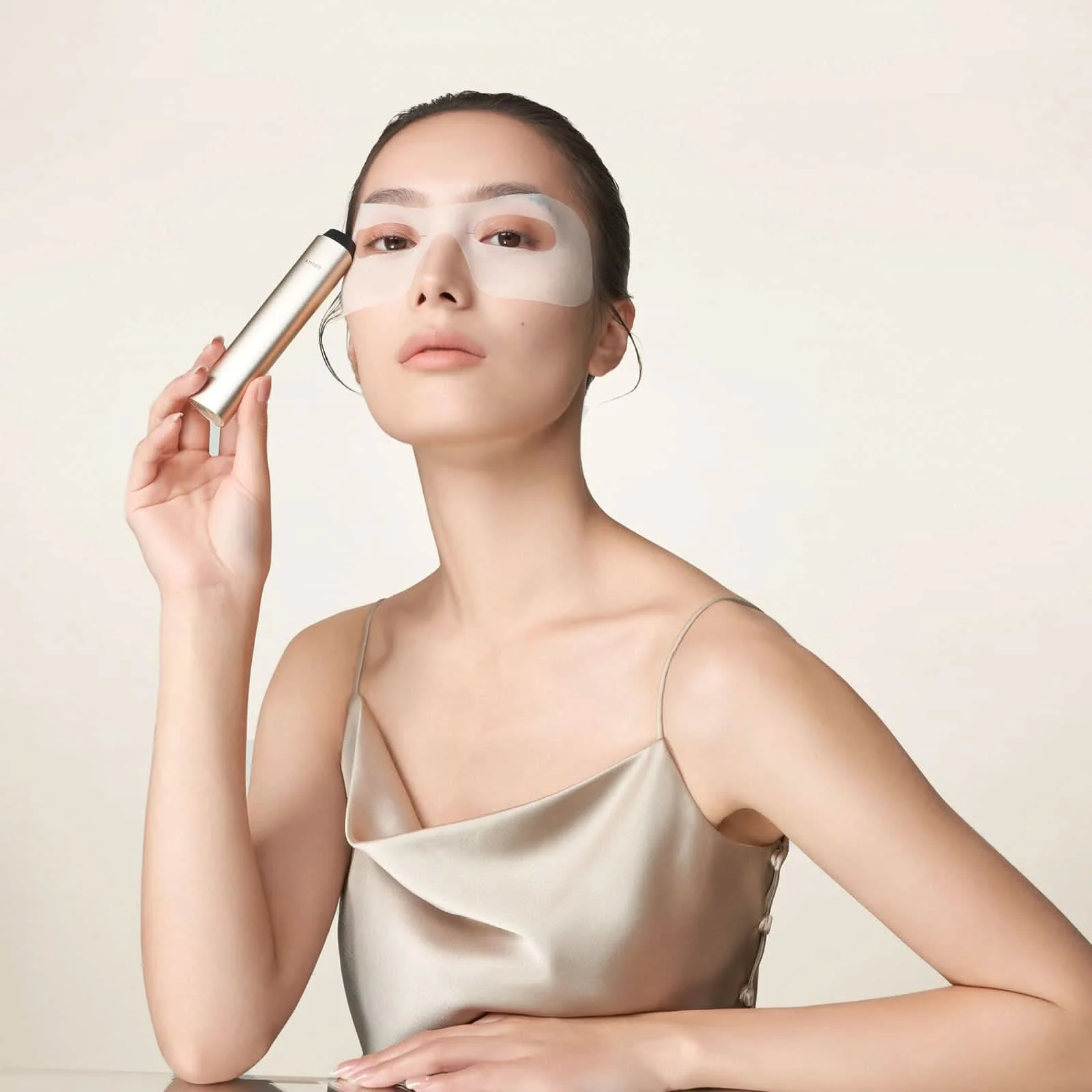AMIRO Eye Mask for Eye Rejuvenation RF Device - Image 4